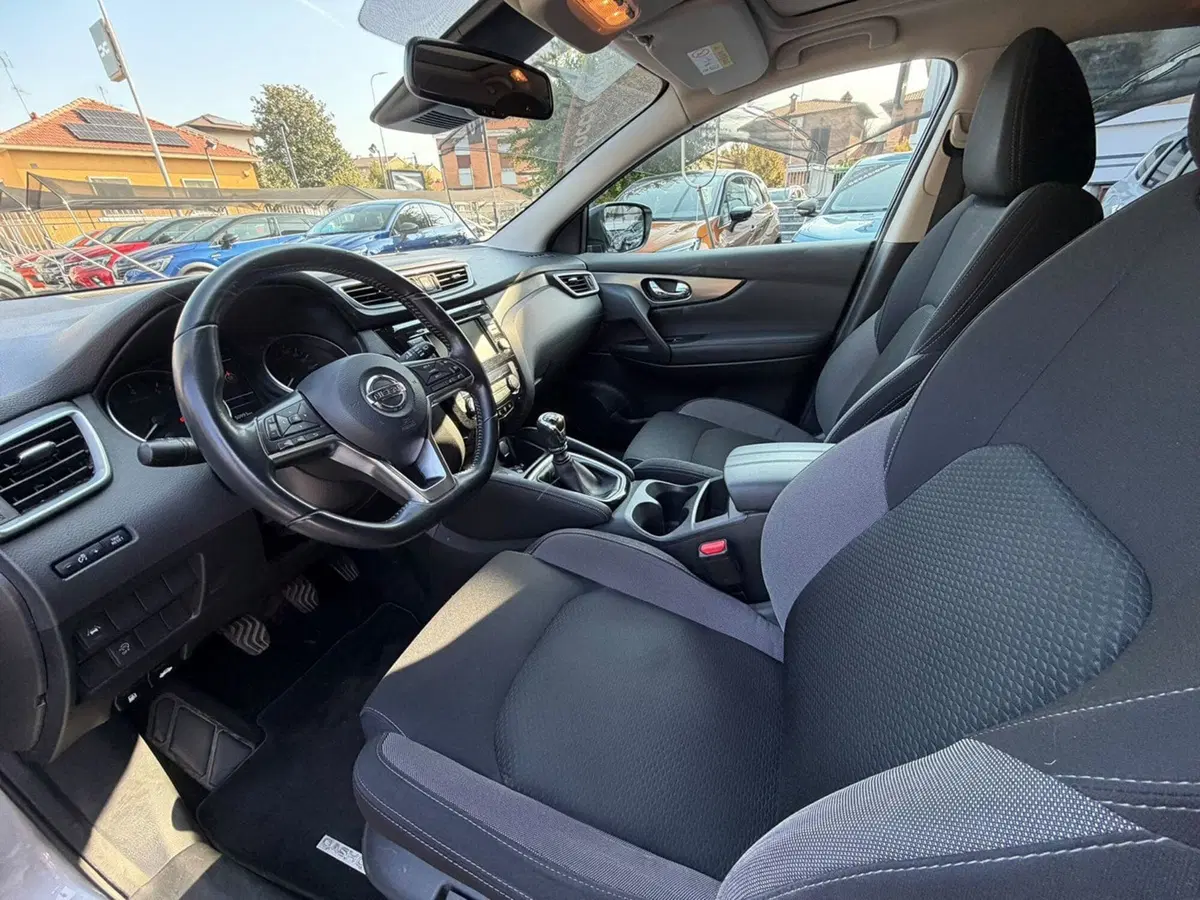 Nissan Qashqai usata a Pavia (11)