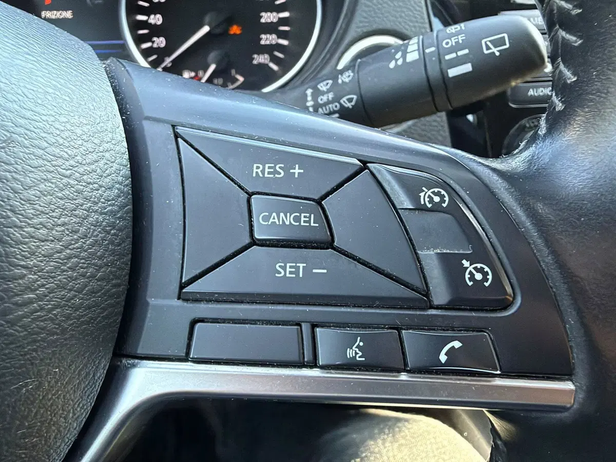 Nissan Qashqai usata a Pavia (20)
