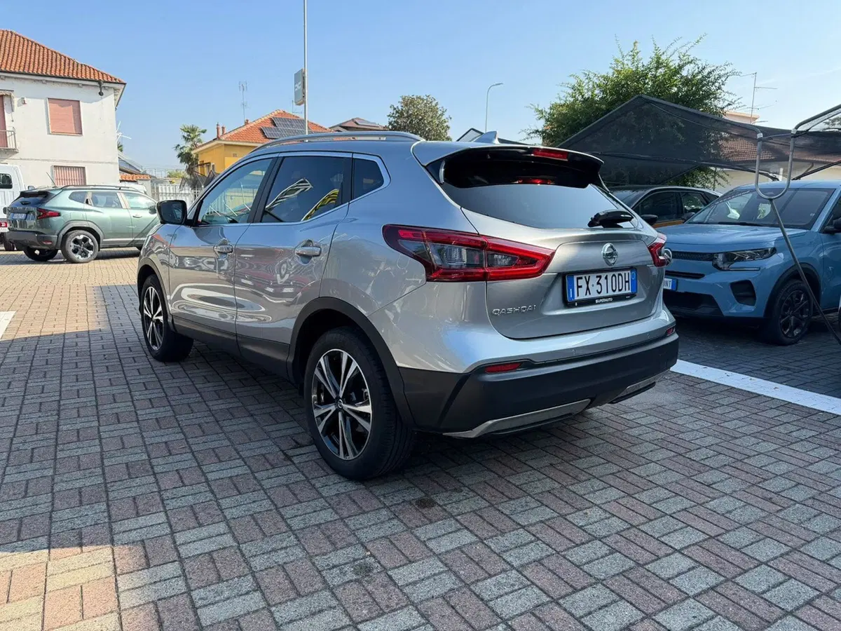 Nissan Qashqai usata a Pavia (8)