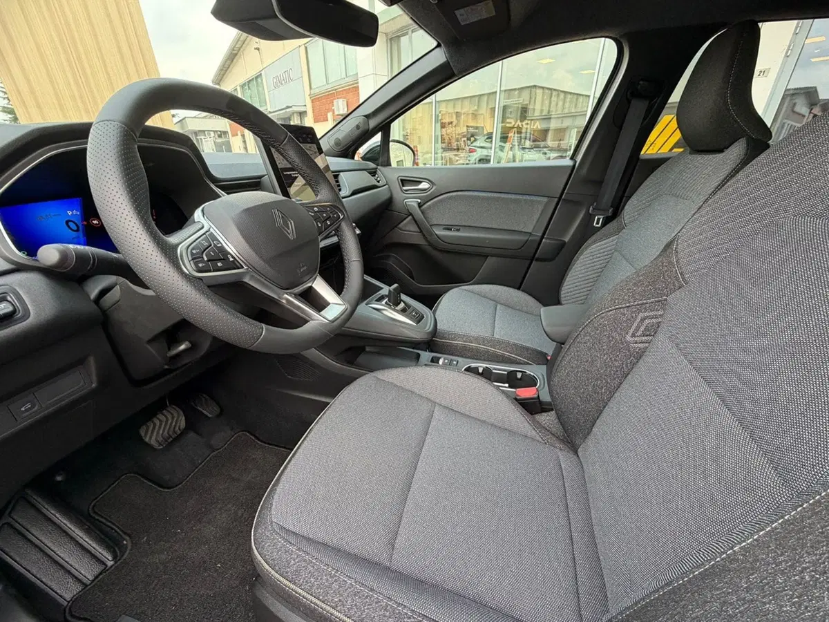 Renault Symbioz usata a Novara (20)