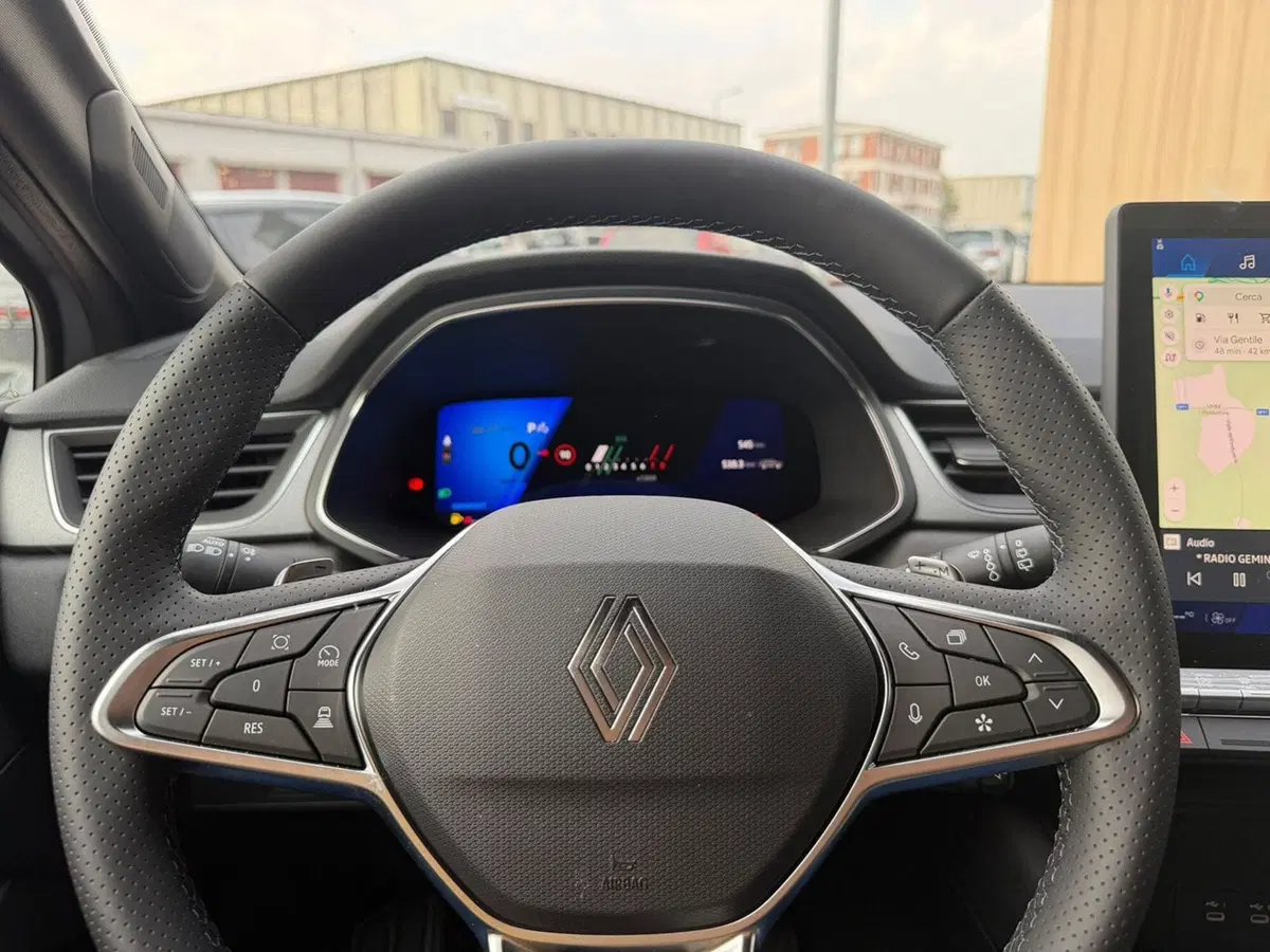 Renault Symbioz usata a Novara (9)
