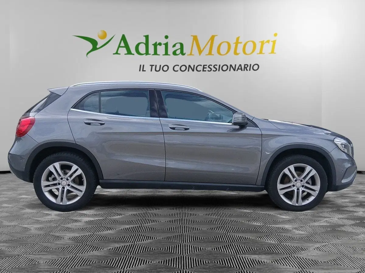 Mercedes-Benz GLA SUV usata a Pordenone (6)