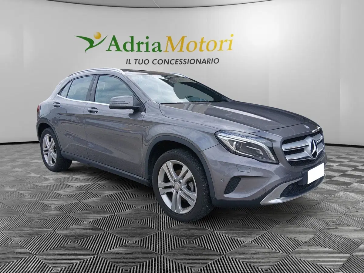 Mercedes-Benz GLA SUV usata a Pordenone (7)