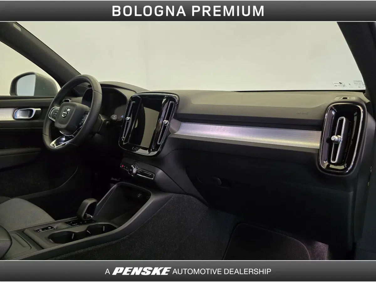 Volvo XC40 usata a Bologna (16)