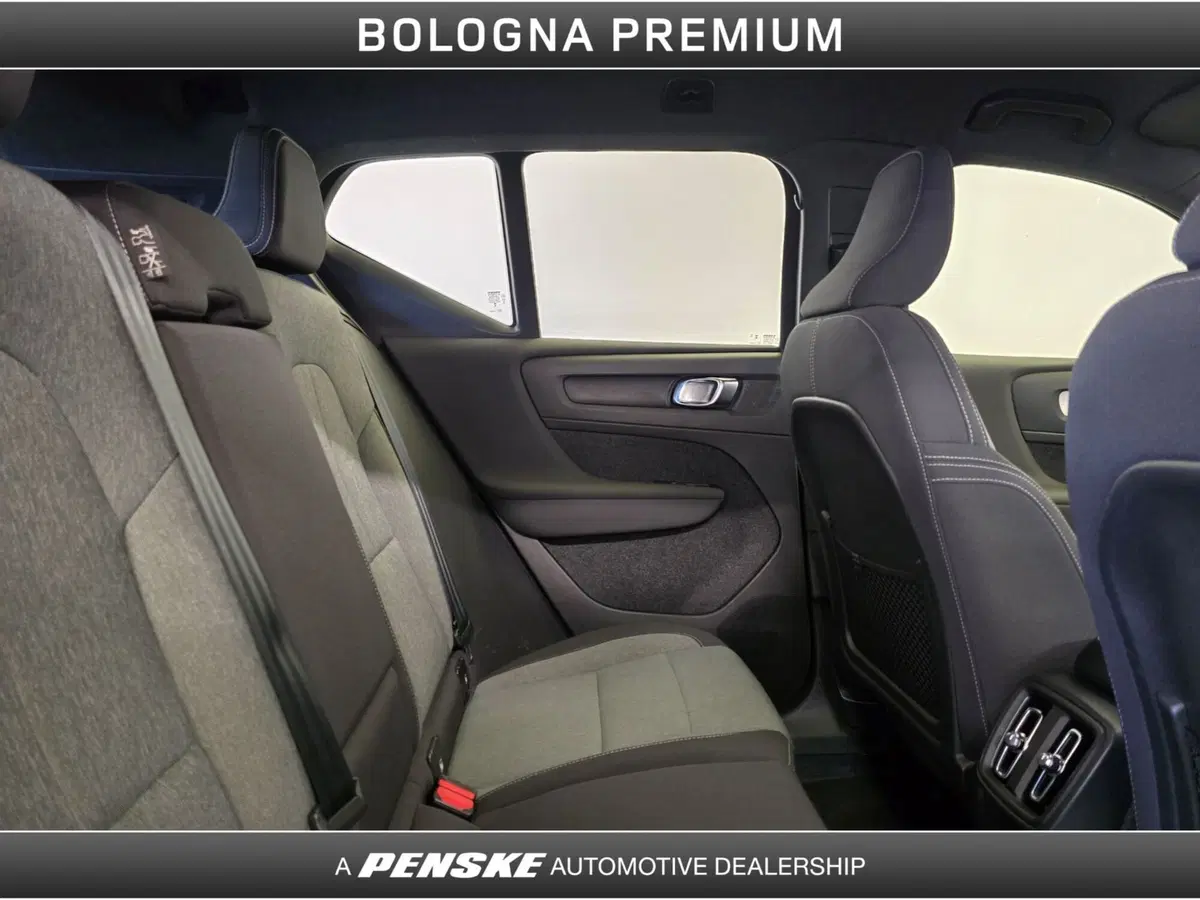 Volvo XC40 usata a Bologna (5)