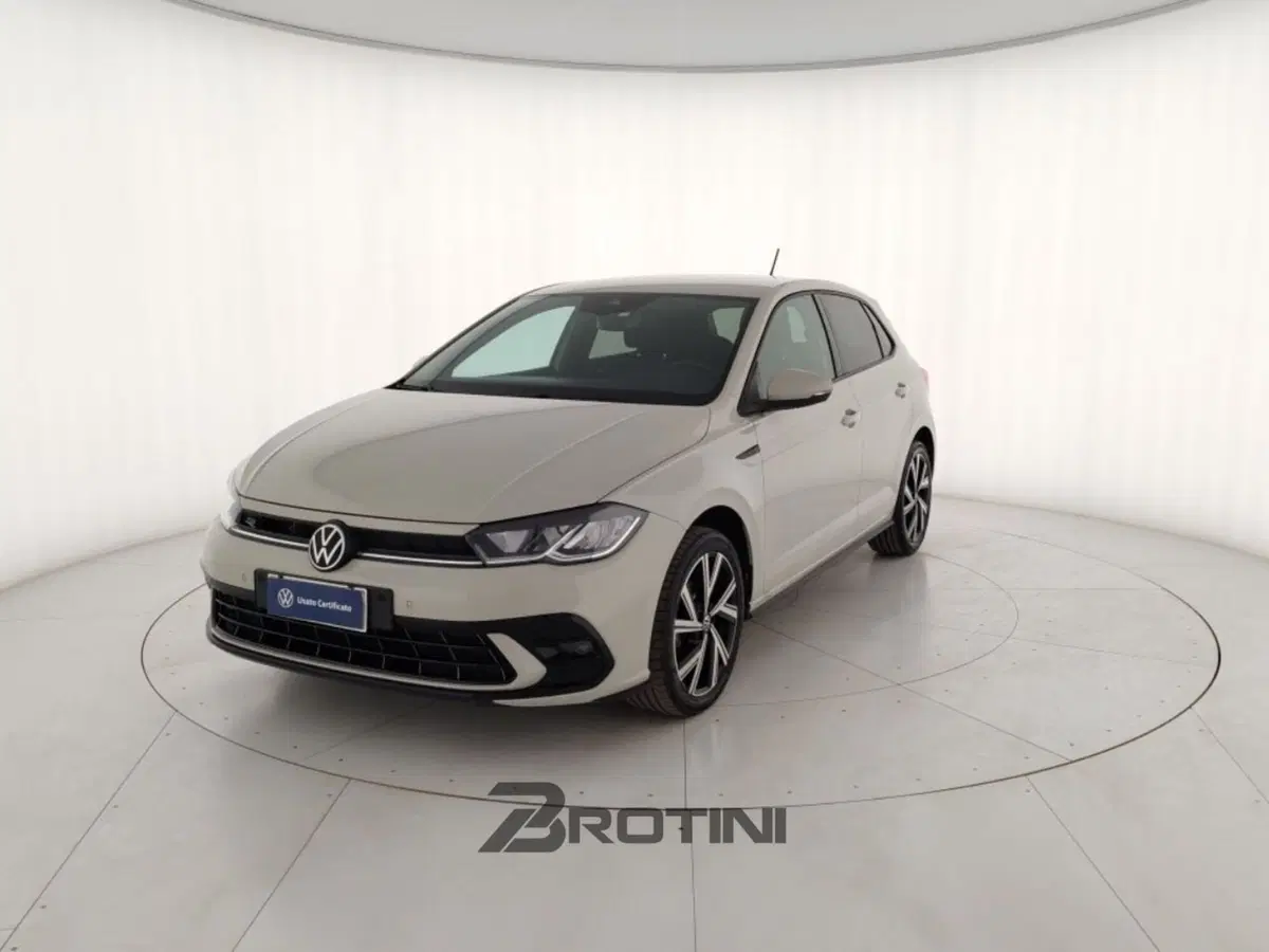 Volkswagen Polo usata a Massa-Carrara