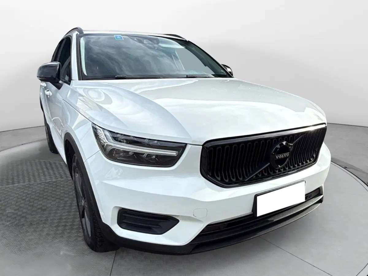 Volvo XC40 usata a Taranto (2)