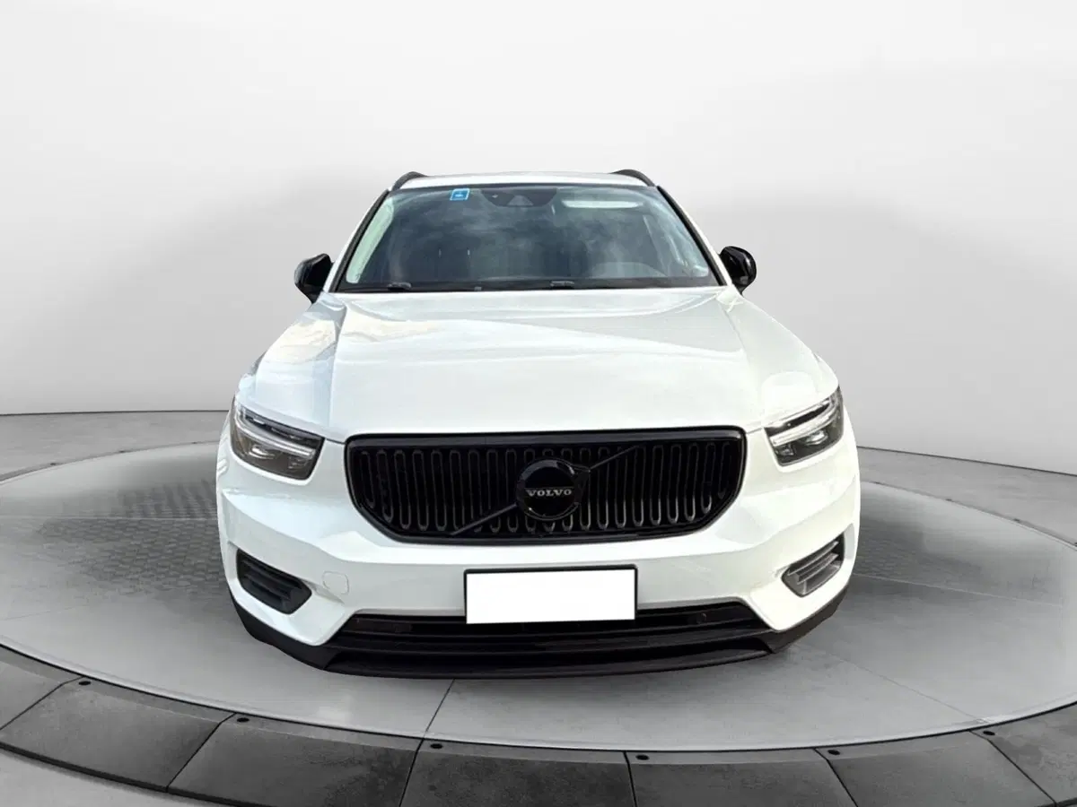 Volvo XC40 usata a Taranto (5)