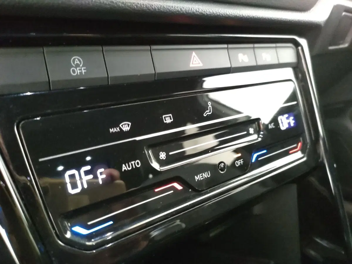 Volkswagen T-Roc usata a Napoli (16)