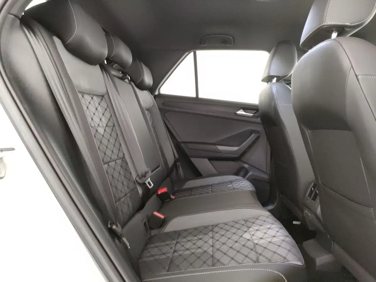 Volkswagen T-Roc usata a Napoli (9)