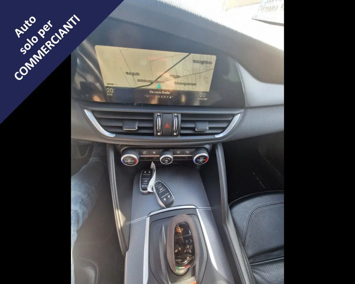 Alfa Romeo Giulia usata a Ravenna (14)