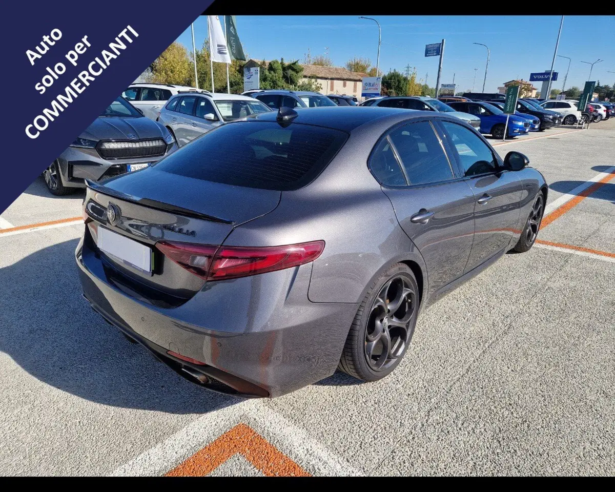 Alfa Romeo Giulia usata a Ravenna (5)