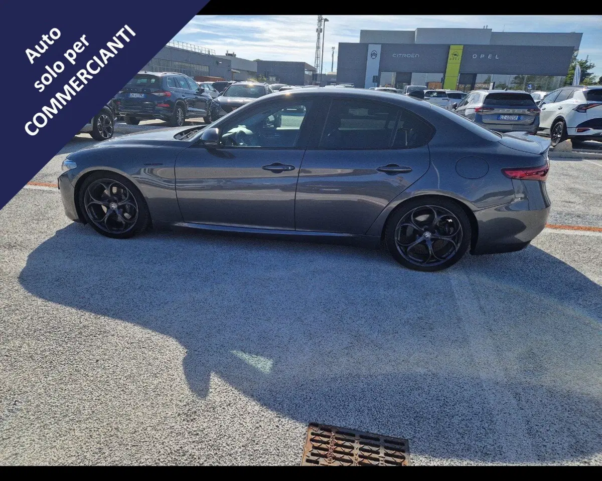 Alfa Romeo Giulia usata a Ravenna (8)