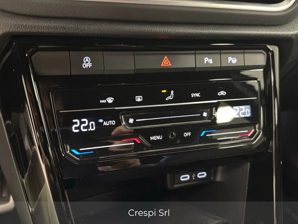 Volkswagen T-Roc usata a Varese (17)