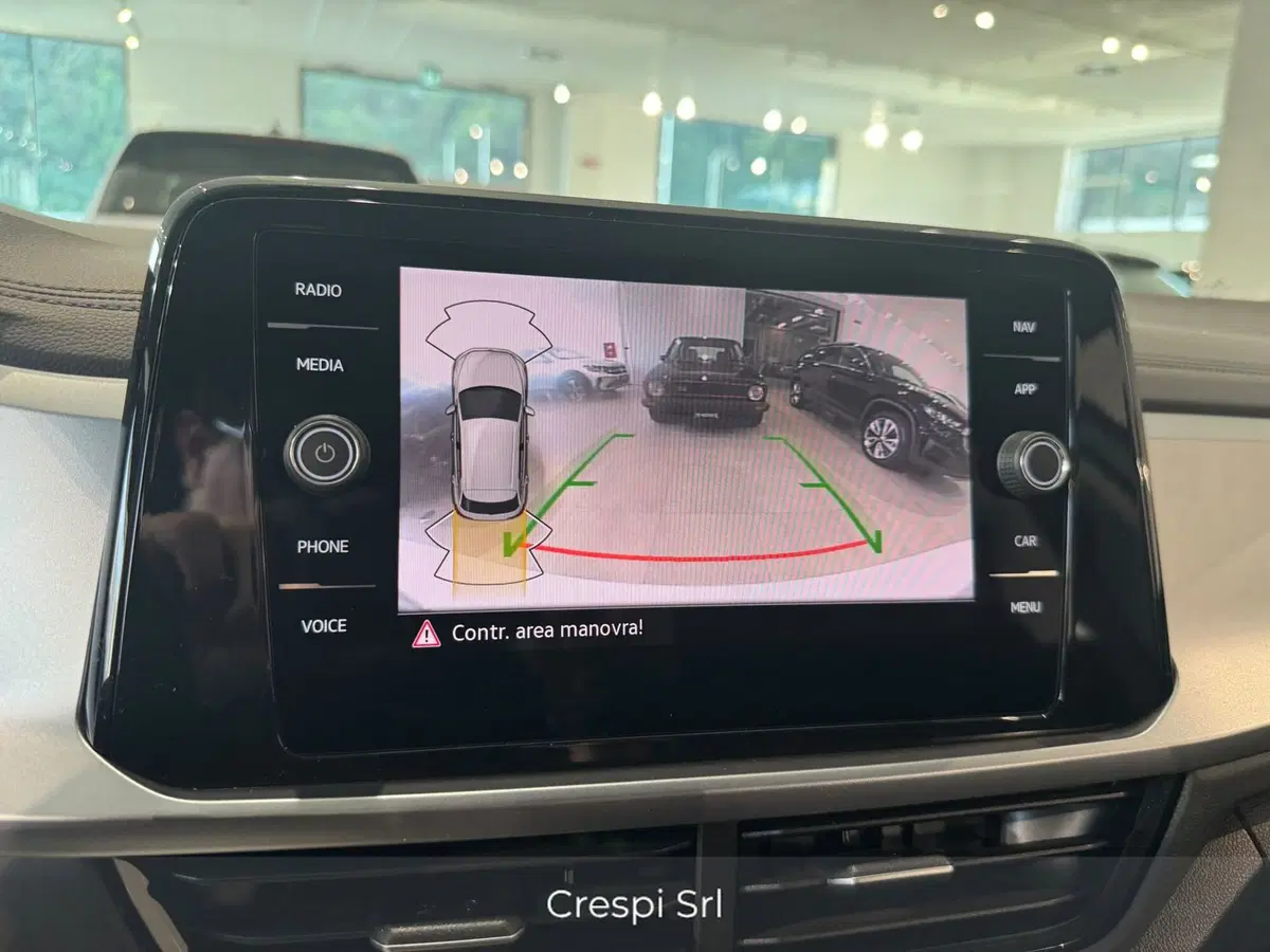 Volkswagen T-Roc usata a Varese (14)