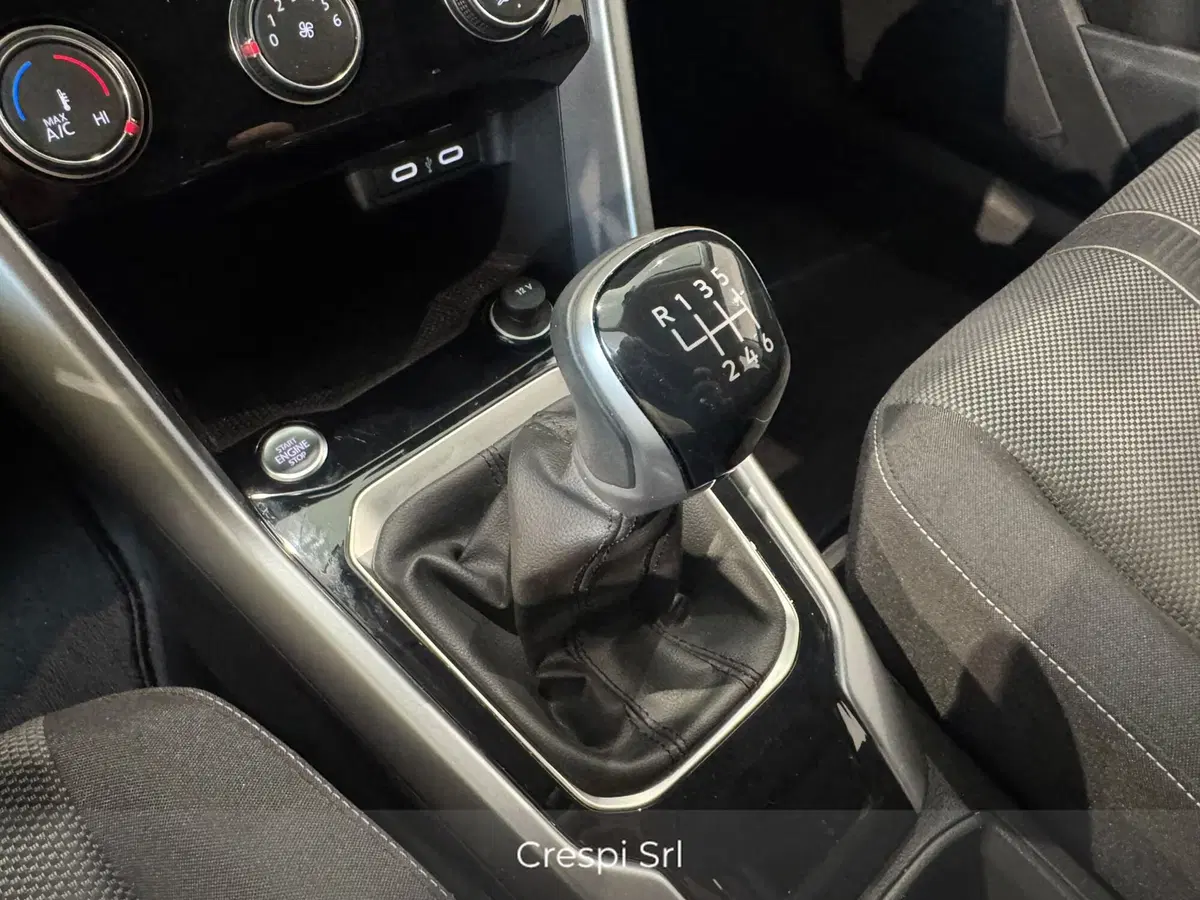 Volkswagen T-Roc usata a Varese (16)