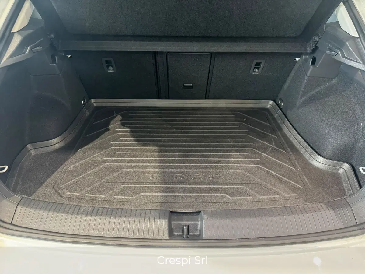 Volkswagen T-Roc usata a Varese (19)