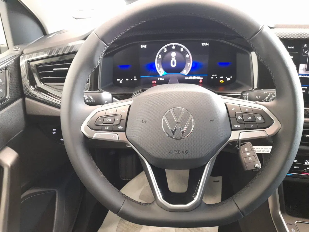 Volkswagen Polo nuova a Bologna (11)