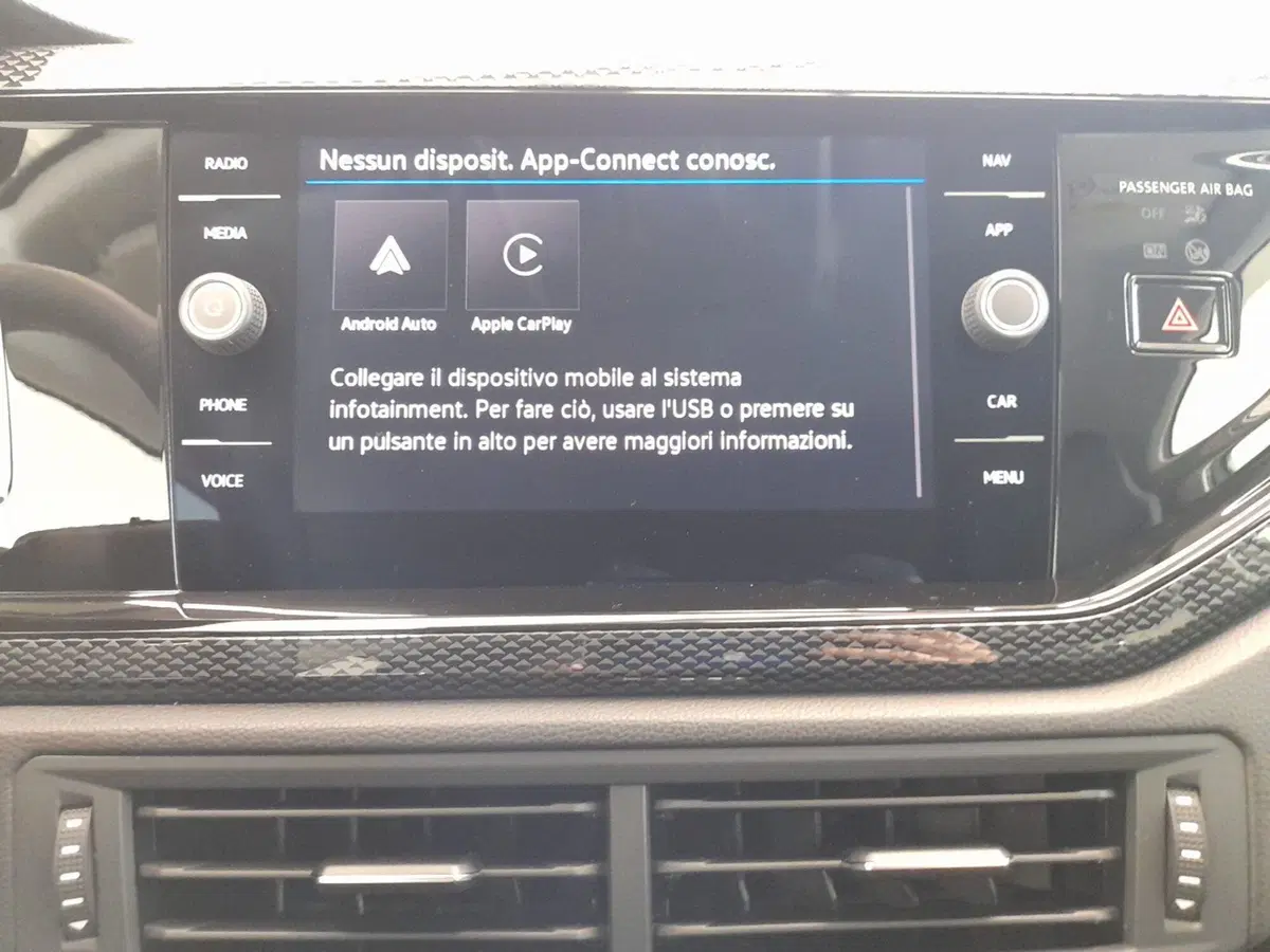 Volkswagen Polo nuova a Bologna (14)
