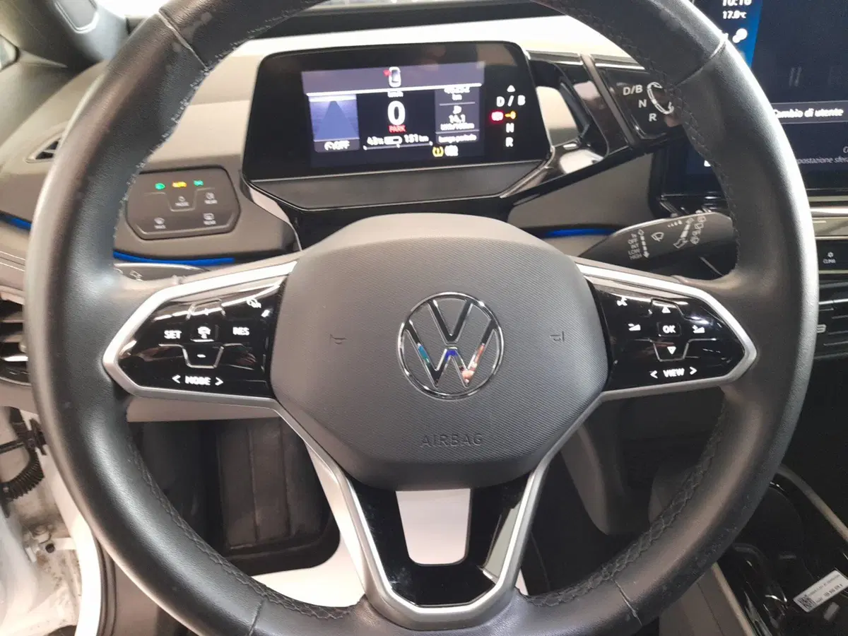 Volkswagen ID.3 usata a Bologna (11)