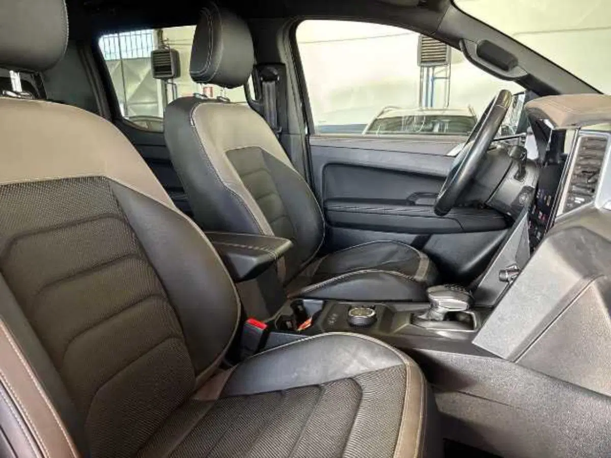 Volkswagen Amarok usata a Pistoia (16)