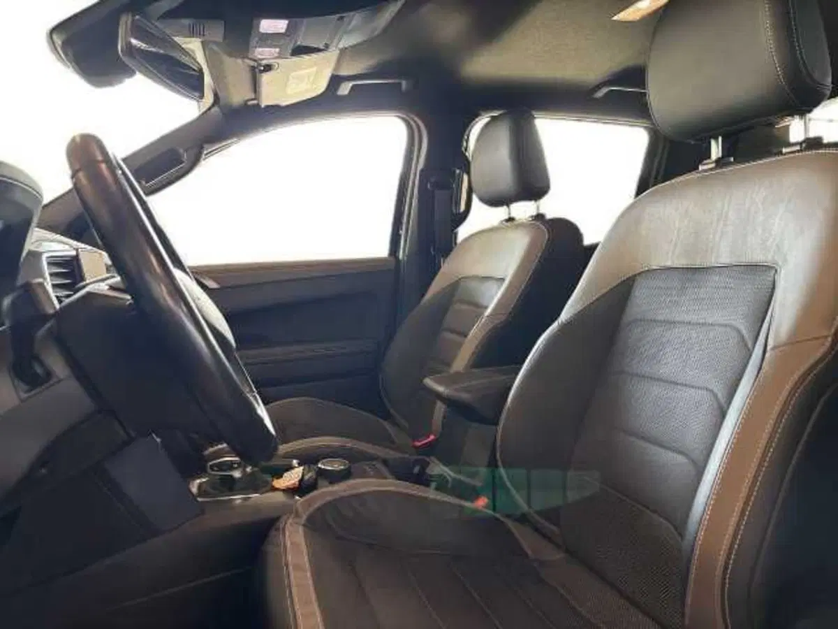 Volkswagen Amarok usata a Pistoia (9)