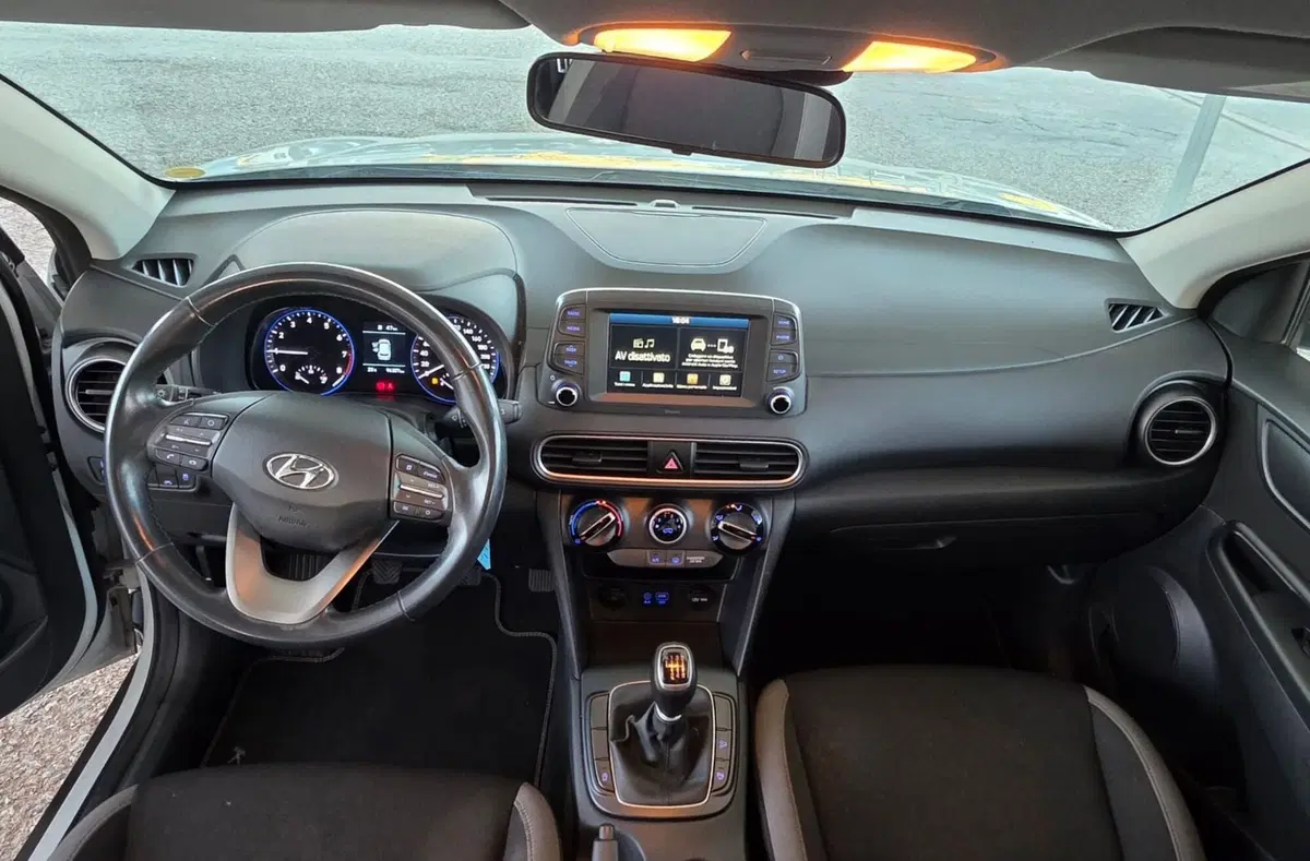 Hyundai Kona usata a Firenze (18)