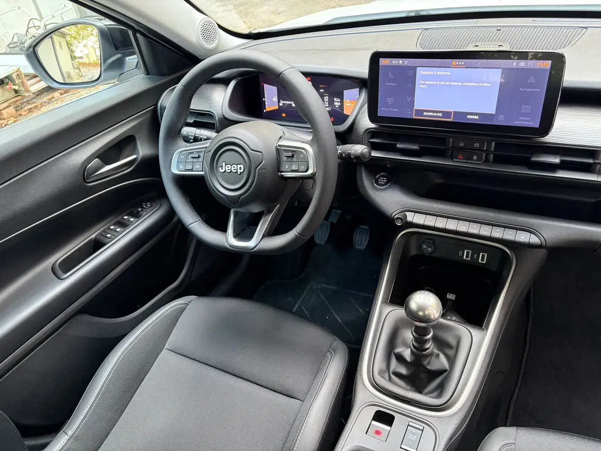 Jeep Avenger usata a Ancona (15)