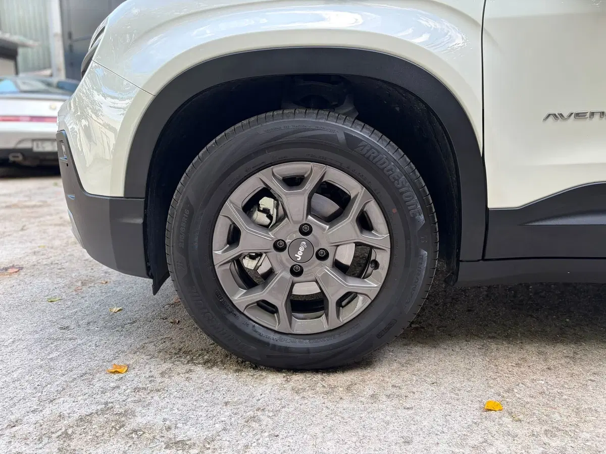 Jeep Avenger usata a Ancona (19)