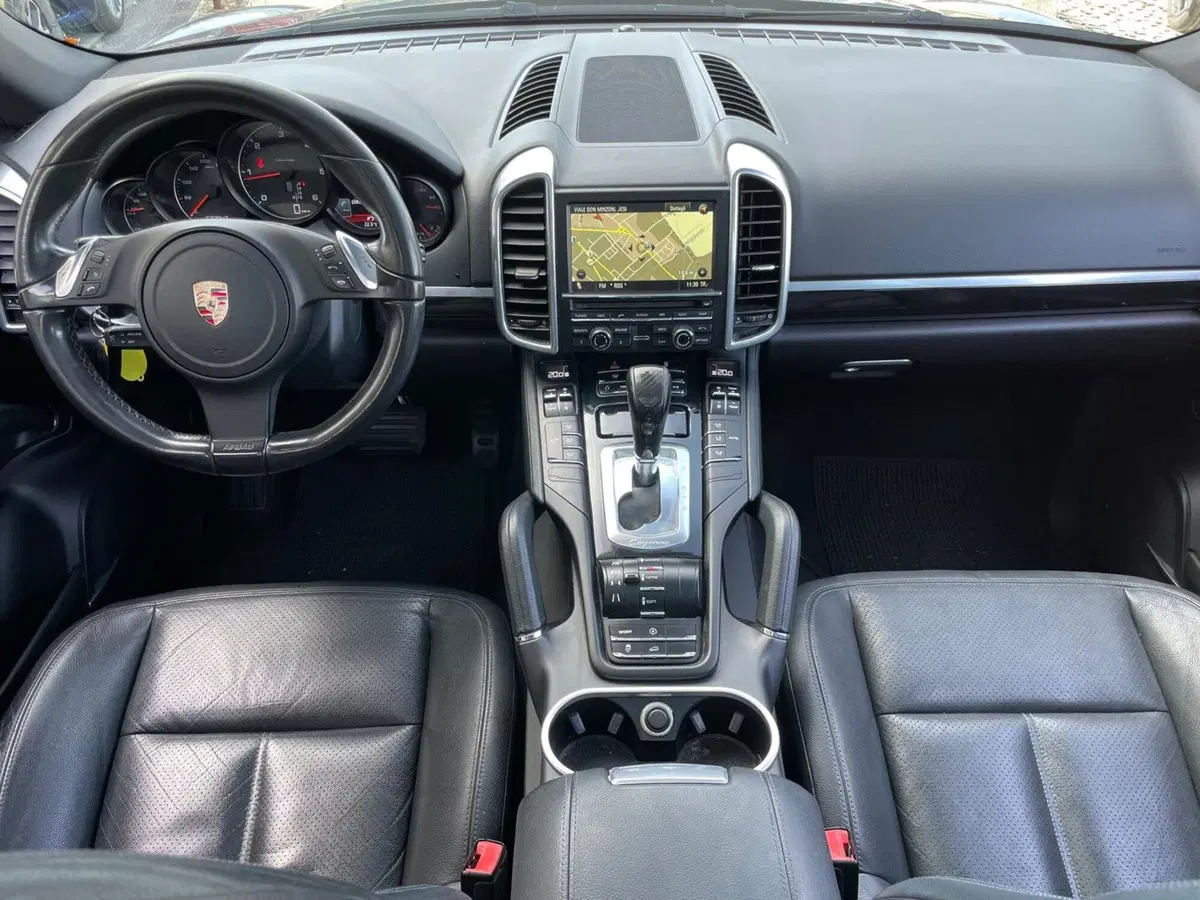 Porsche Cayenne usata a Ancona (10)