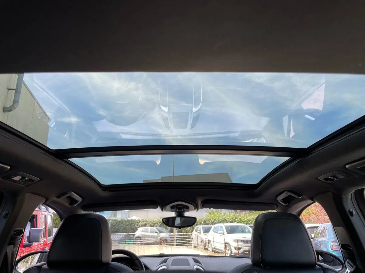 Porsche Cayenne usata a Ancona (15)