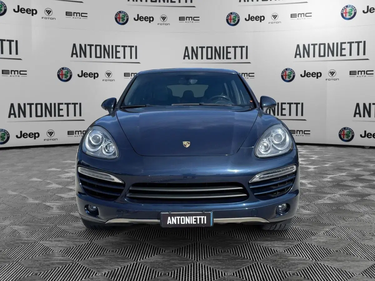 Porsche Cayenne usata a Ancona (2)