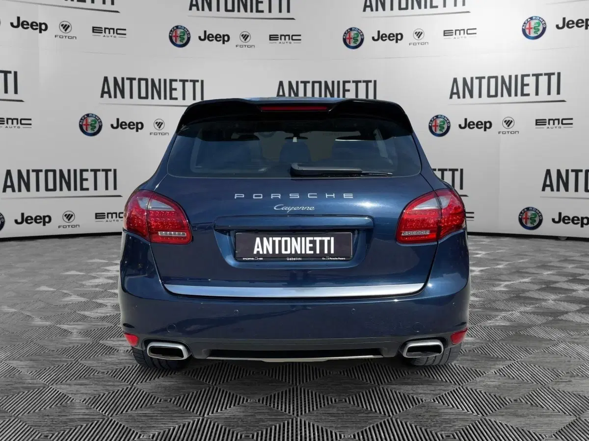 Porsche Cayenne usata a Ancona (6)