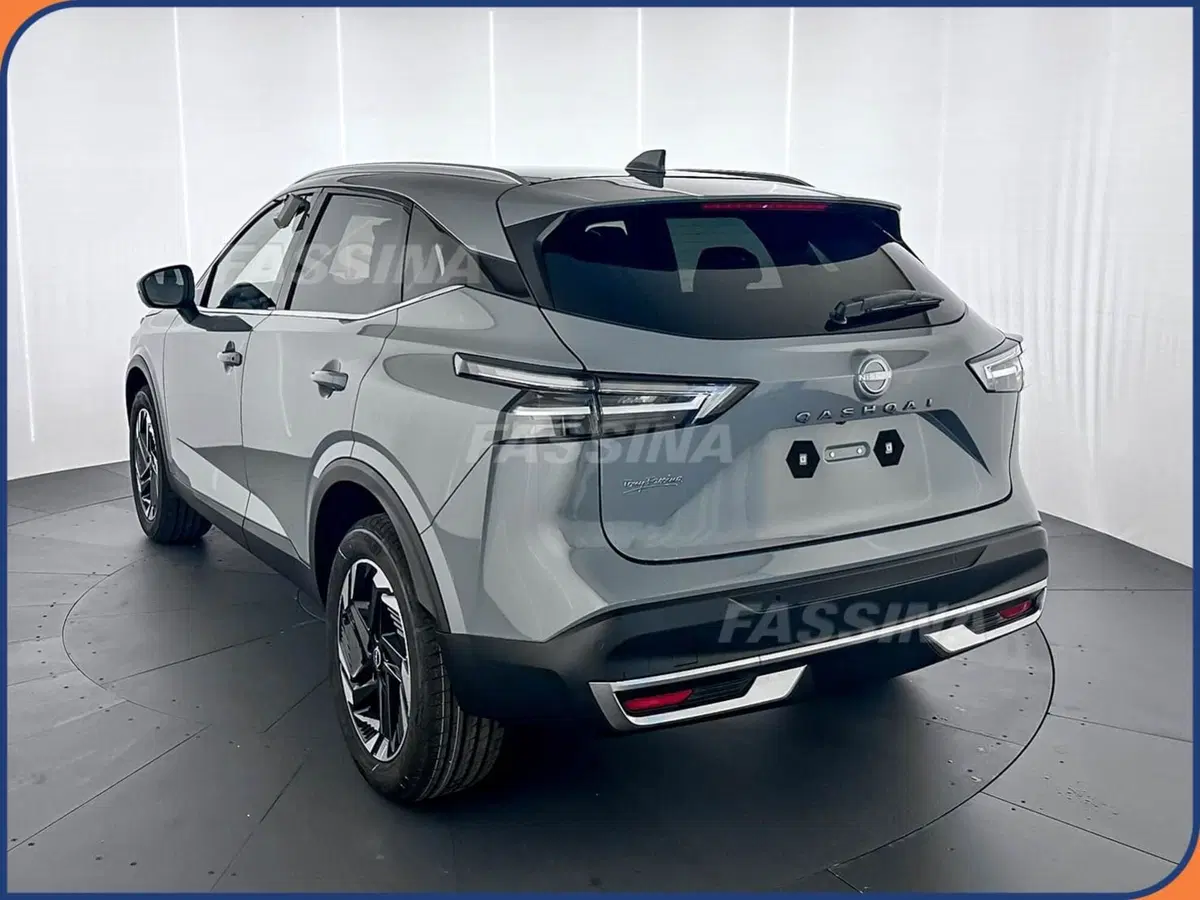 Nissan Qashqai nuova a Milano (4)