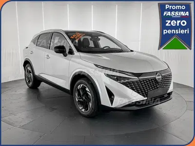 Nissan Qashqai 1.3 mhev N-Connecta 2wd 158cv xtronic nuova a Milano