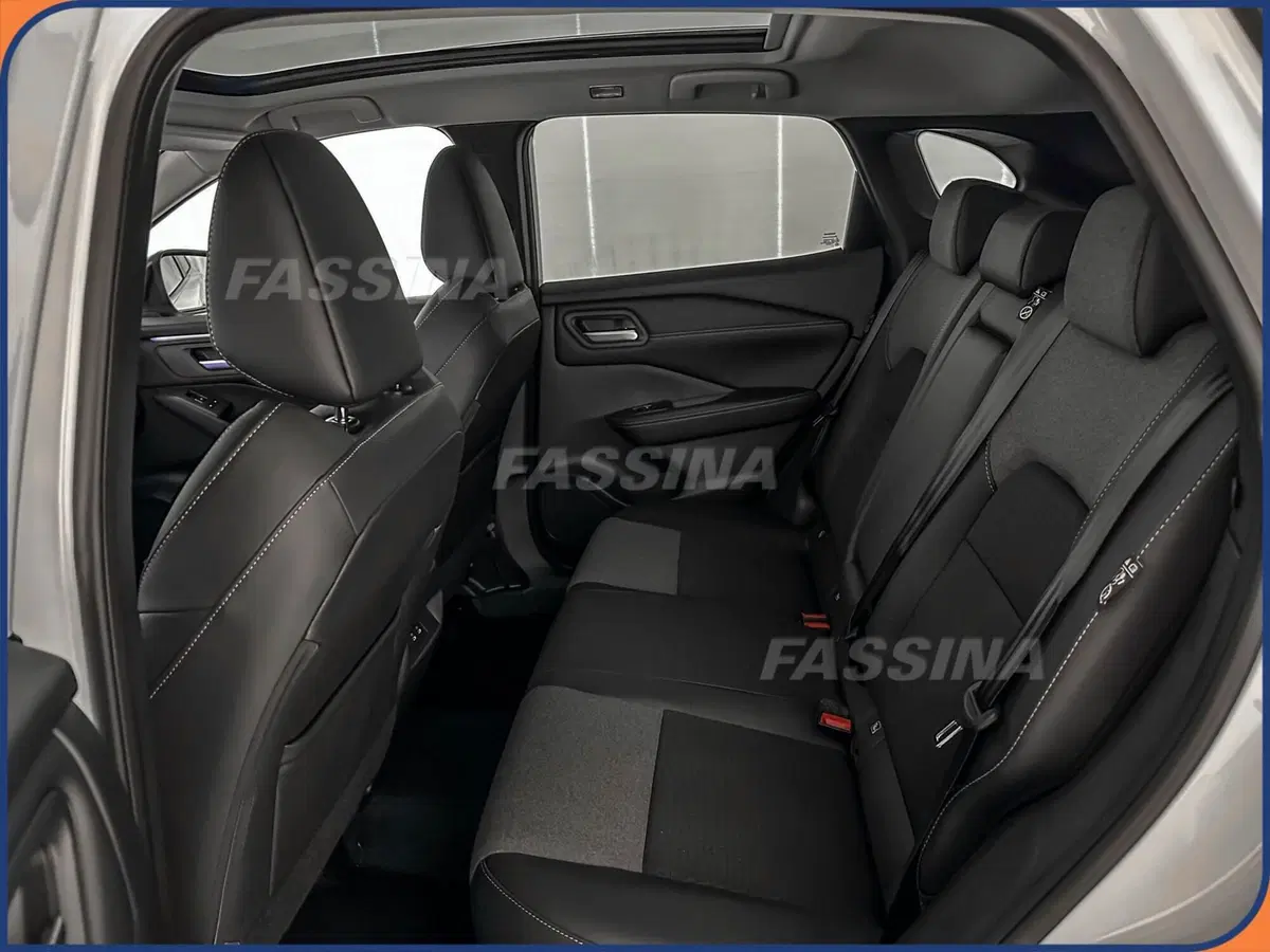 Nissan Qashqai nuova a Milano (10)