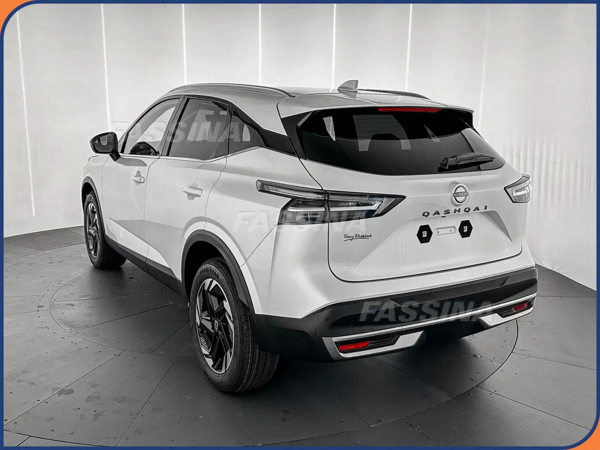 Nissan Qashqai nuova a Milano (4)