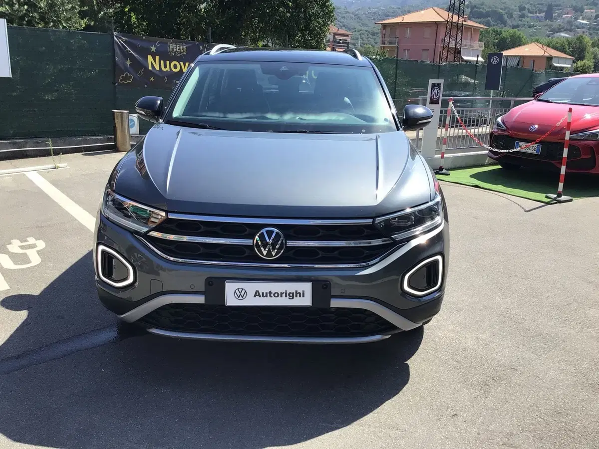 Volkswagen T-Roc usata a Genova (2)