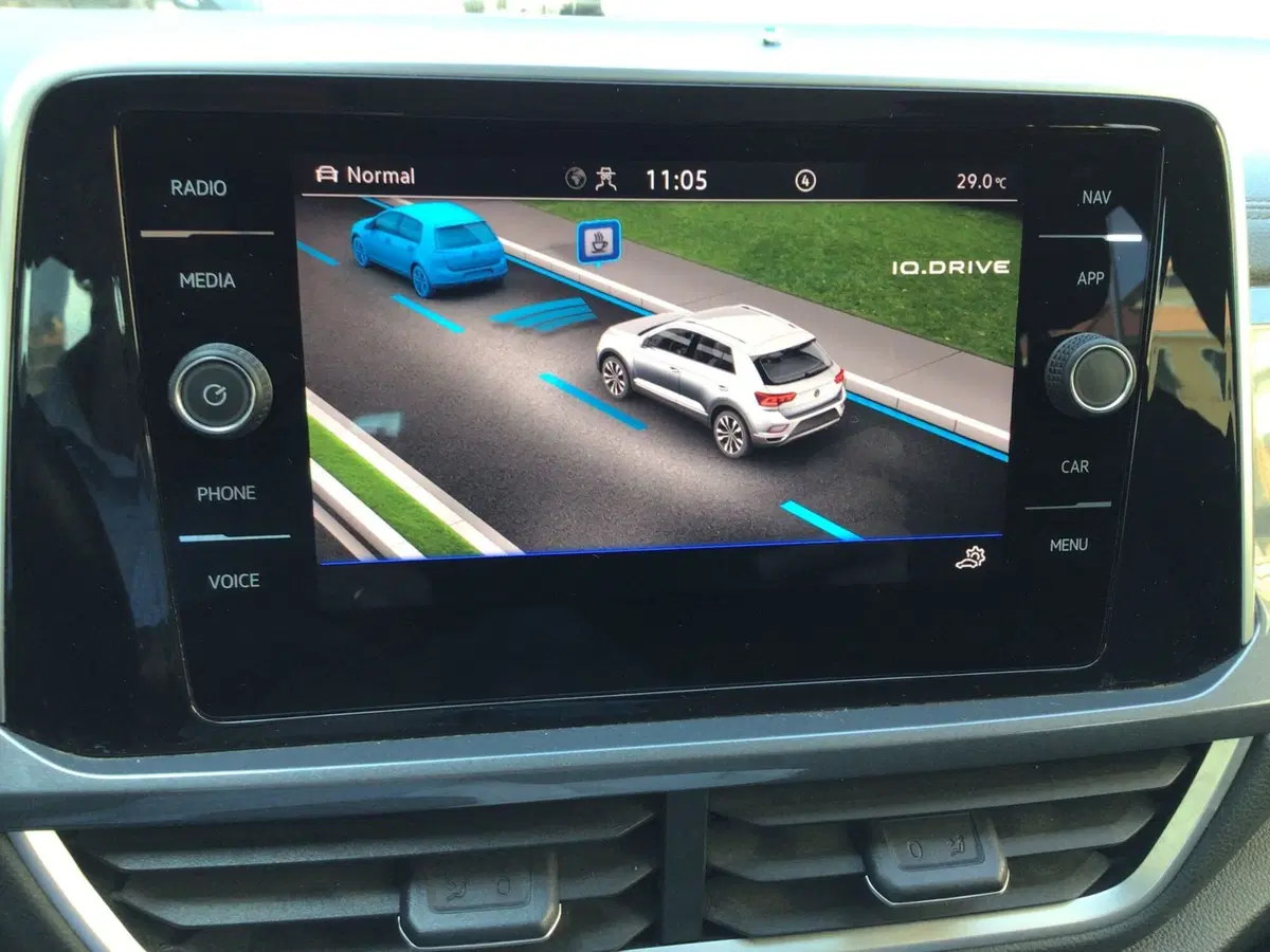 Volkswagen T-Roc usata a Genova (20)