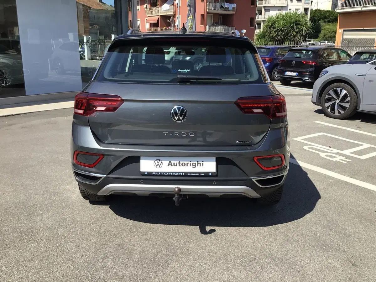Volkswagen T-Roc usata a Genova (7)