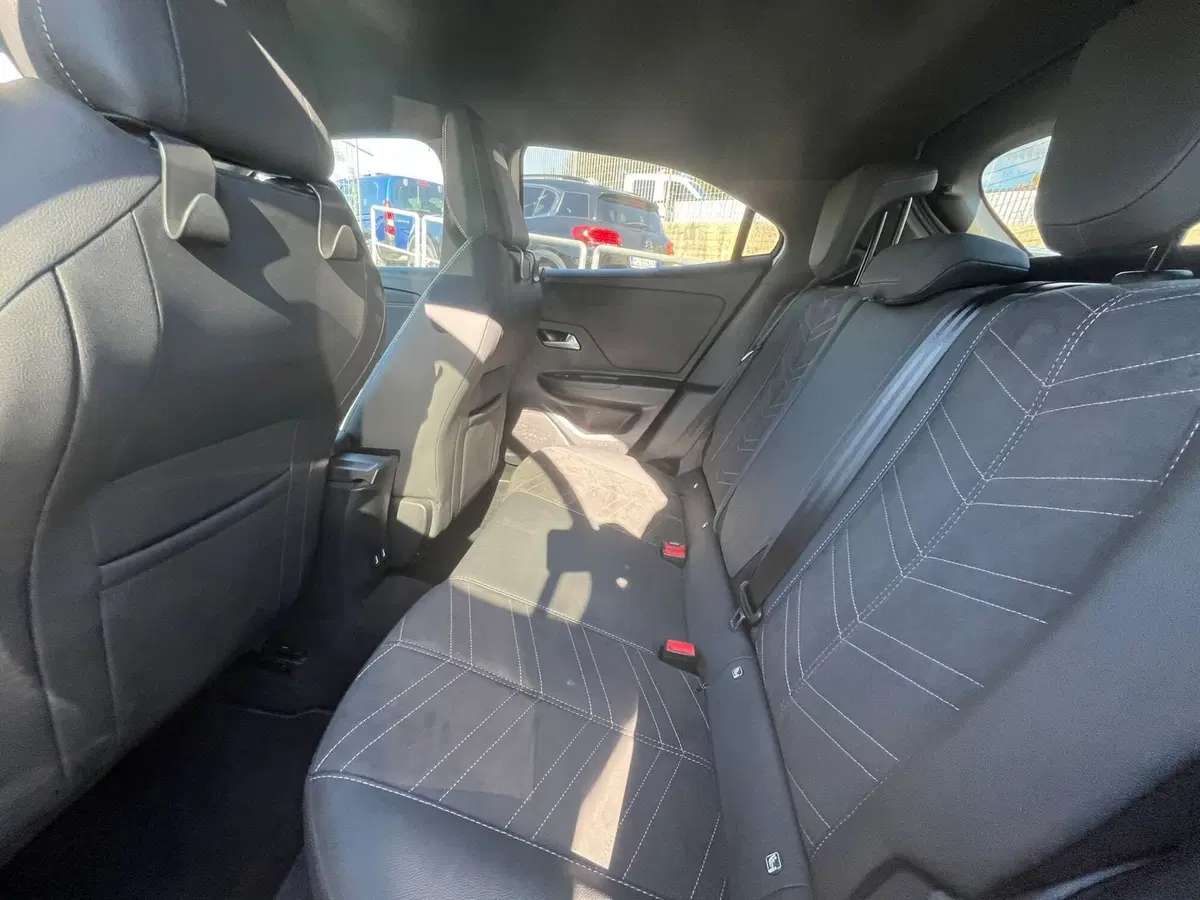 Opel Mokka usata a Massa-Carrara (12)