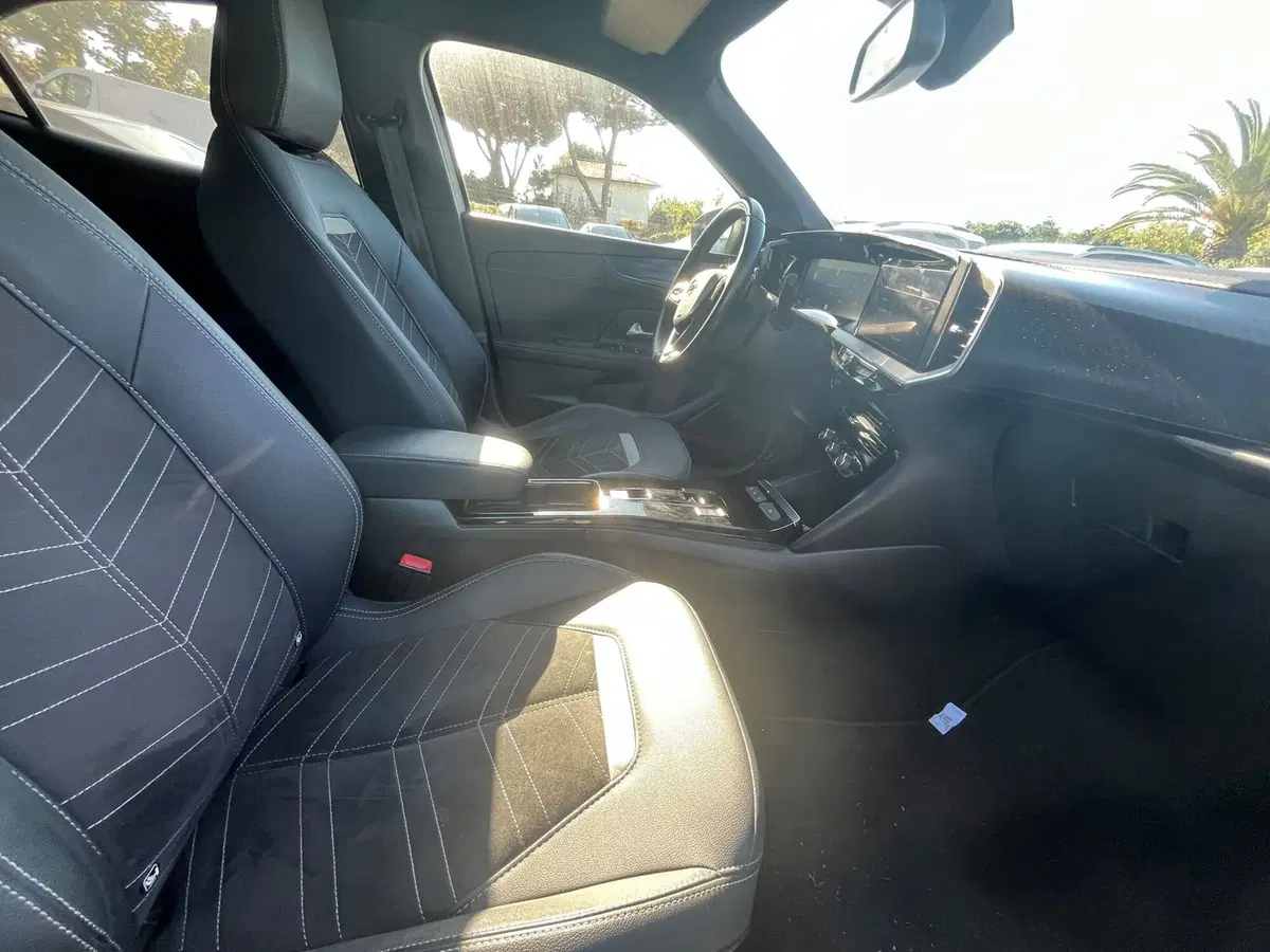 Opel Mokka usata a Massa-Carrara (5)
