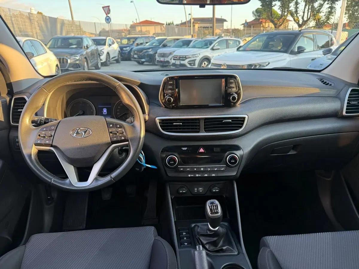 Hyundai Tucson usata a Massa-Carrara (6)