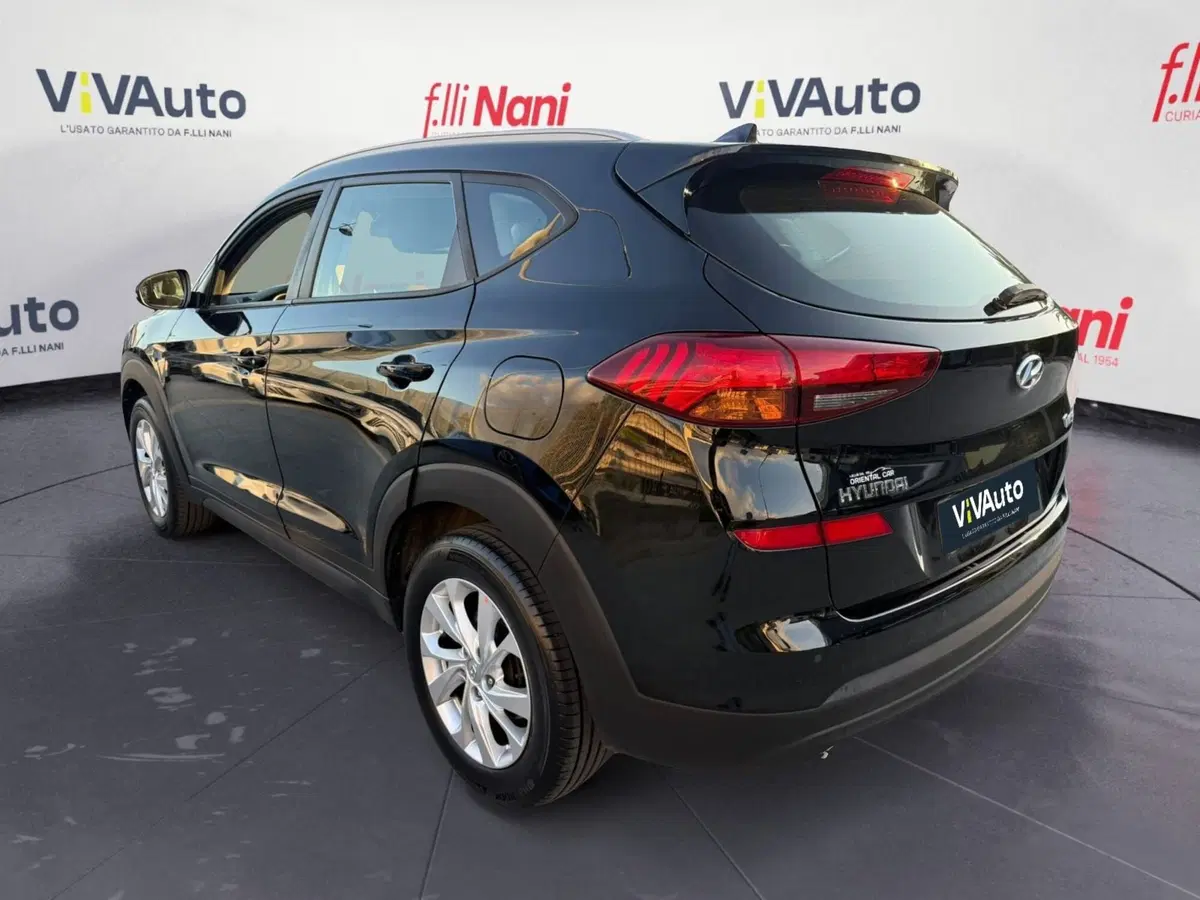 Hyundai Tucson usata a Massa-Carrara (8)