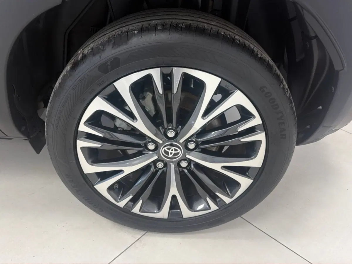 Toyota Yaris Cross usata a Palermo (5)