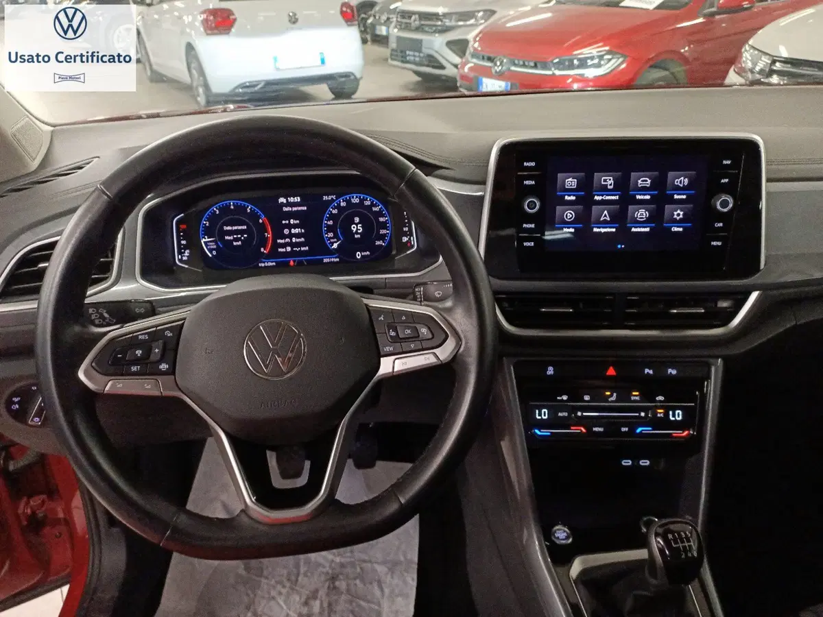 Volkswagen T-Roc usata a Genova (13)