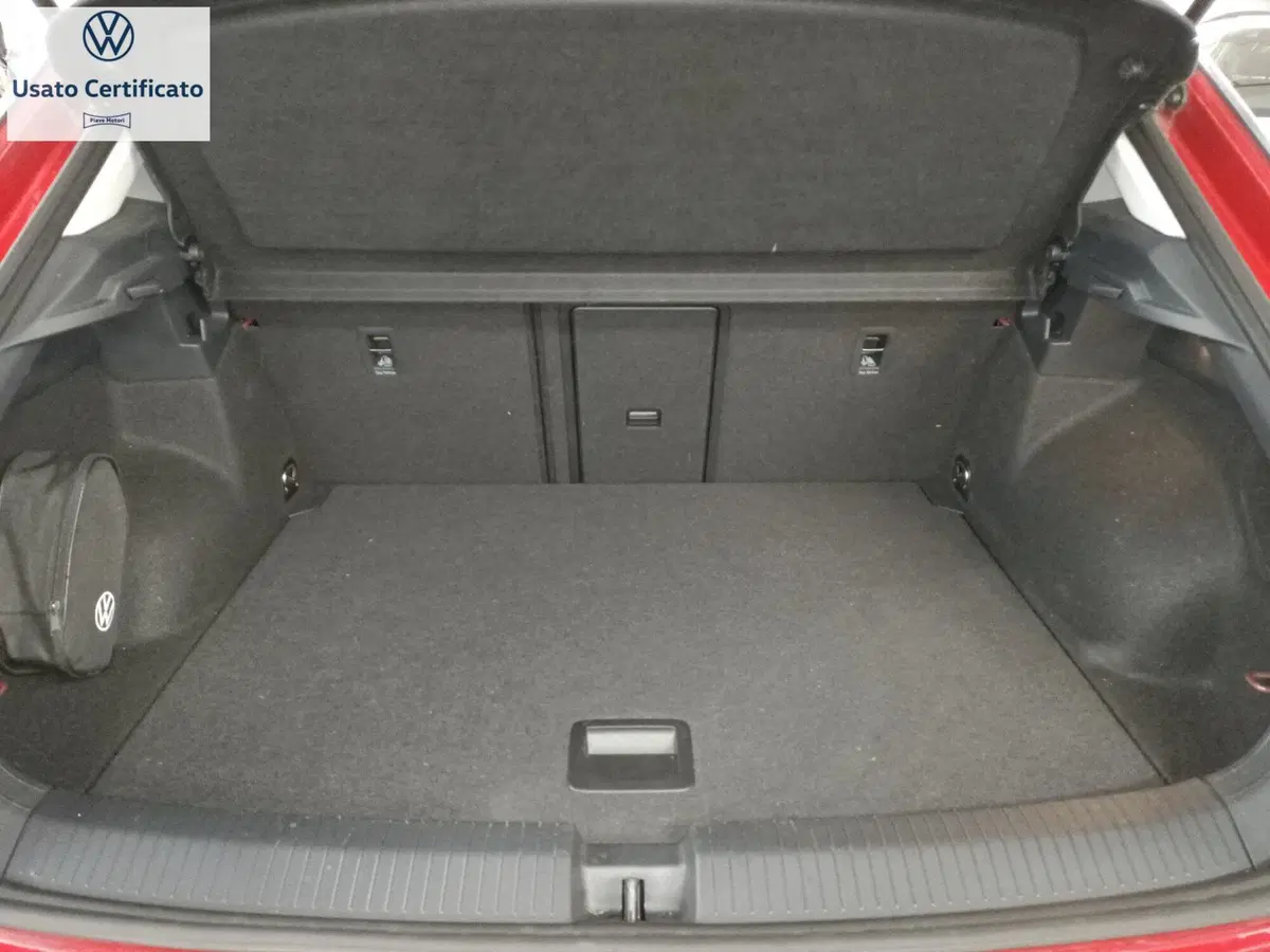 Volkswagen T-Roc usata a Genova (6)