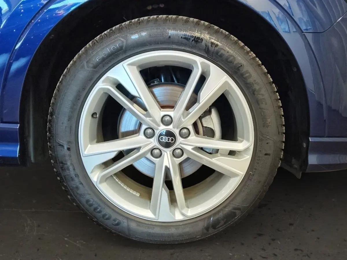 Audi Q3 usata a Bari (11)