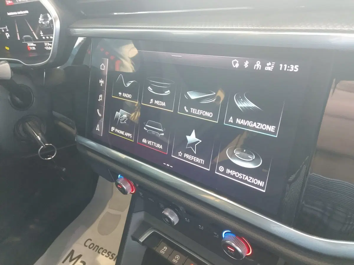 Audi Q3 usata a Bari (6)