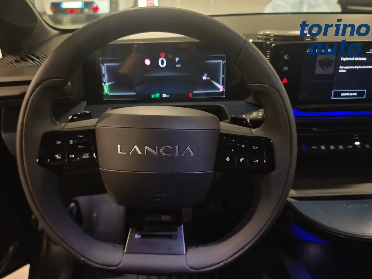 Lancia Ypsilon nuova a Torino (11)